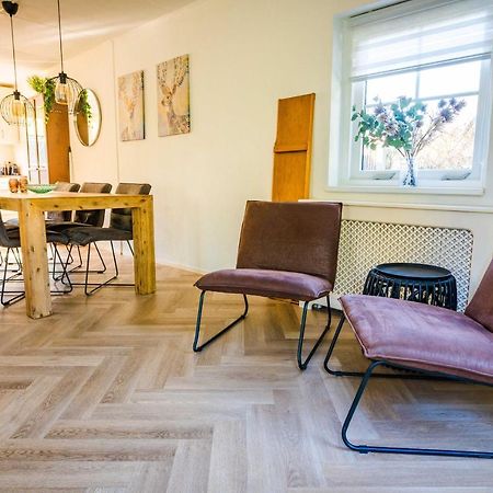 Luxe vakantiehuis in het bos met jacuzzi en sauna Lunteren Buitenkant foto