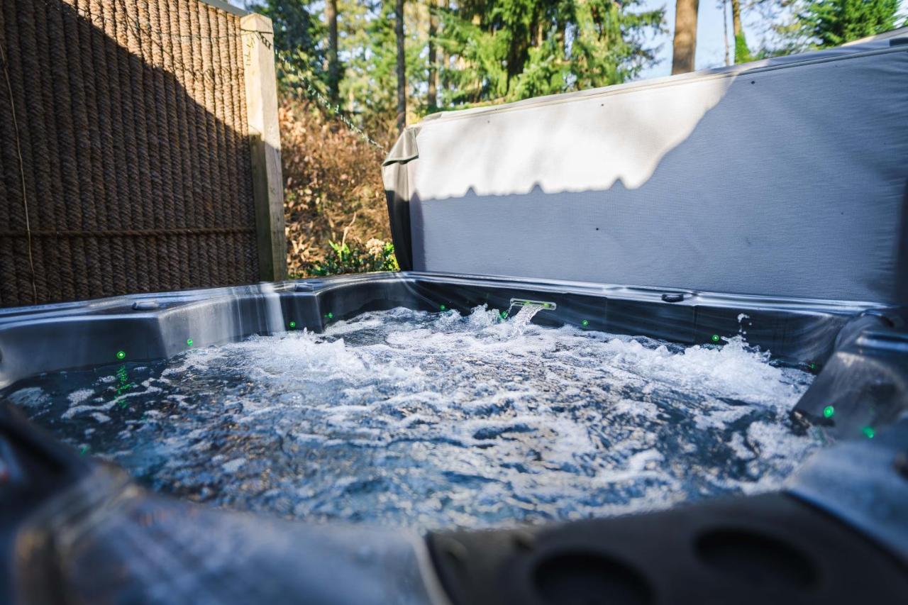 Luxe vakantiehuis in het bos met jacuzzi en sauna Lunteren Buitenkant foto