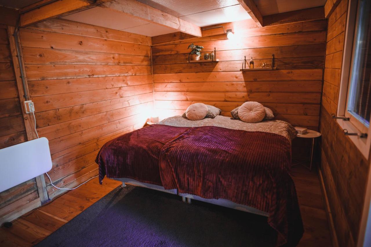 Luxe vakantiehuis in het bos met jacuzzi en sauna Lunteren Buitenkant foto